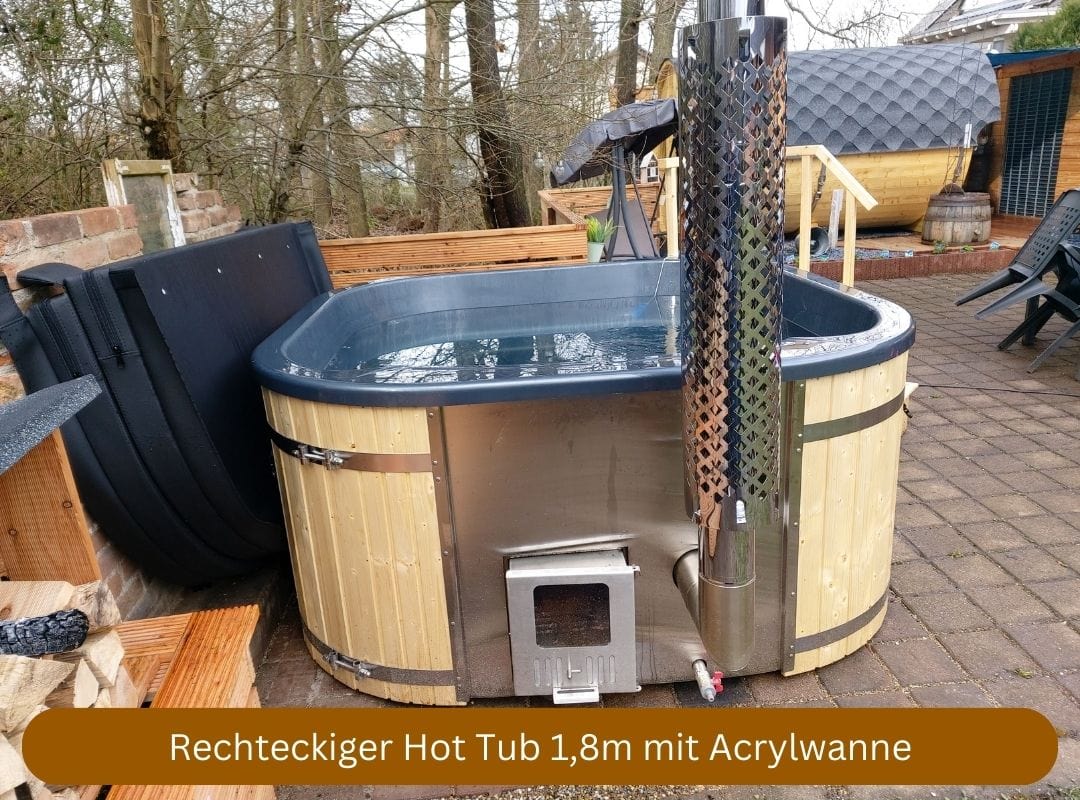 rechteckiger Hot Tub als Wellnessoase