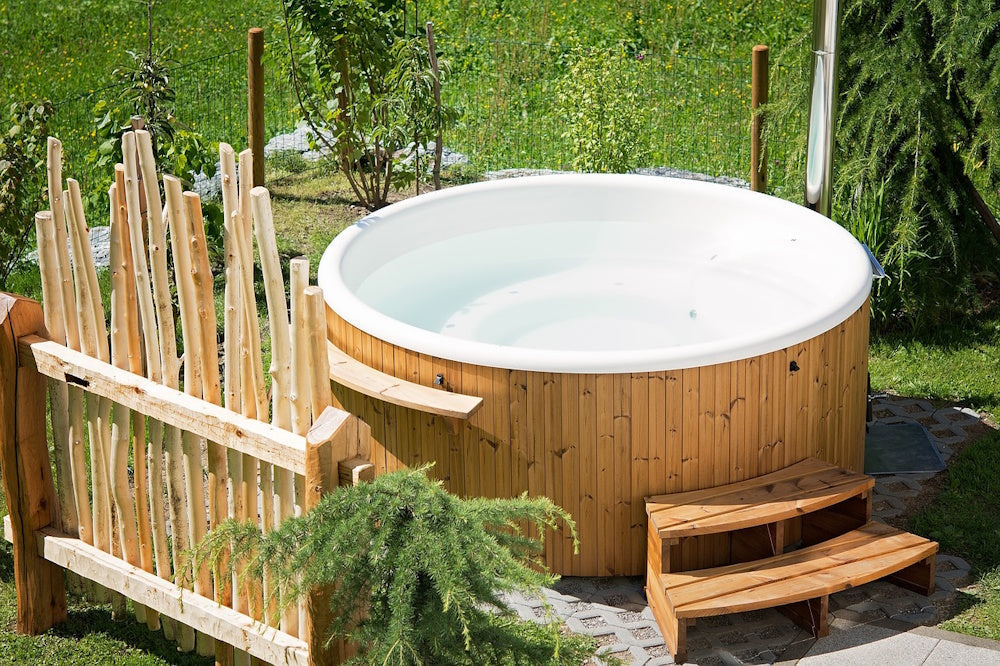 Hot Tub im Garten integrieren